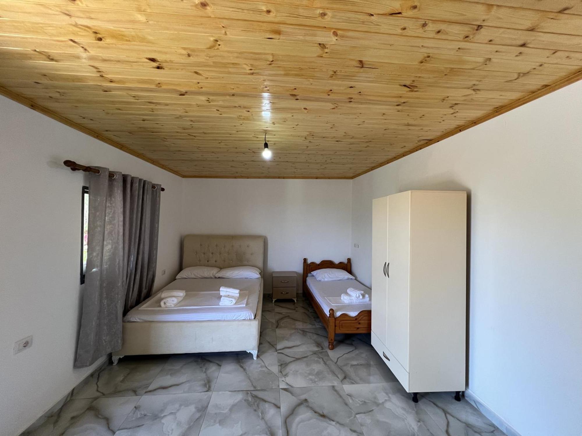 Oni Apartments Ксаміл Екстер'єр фото