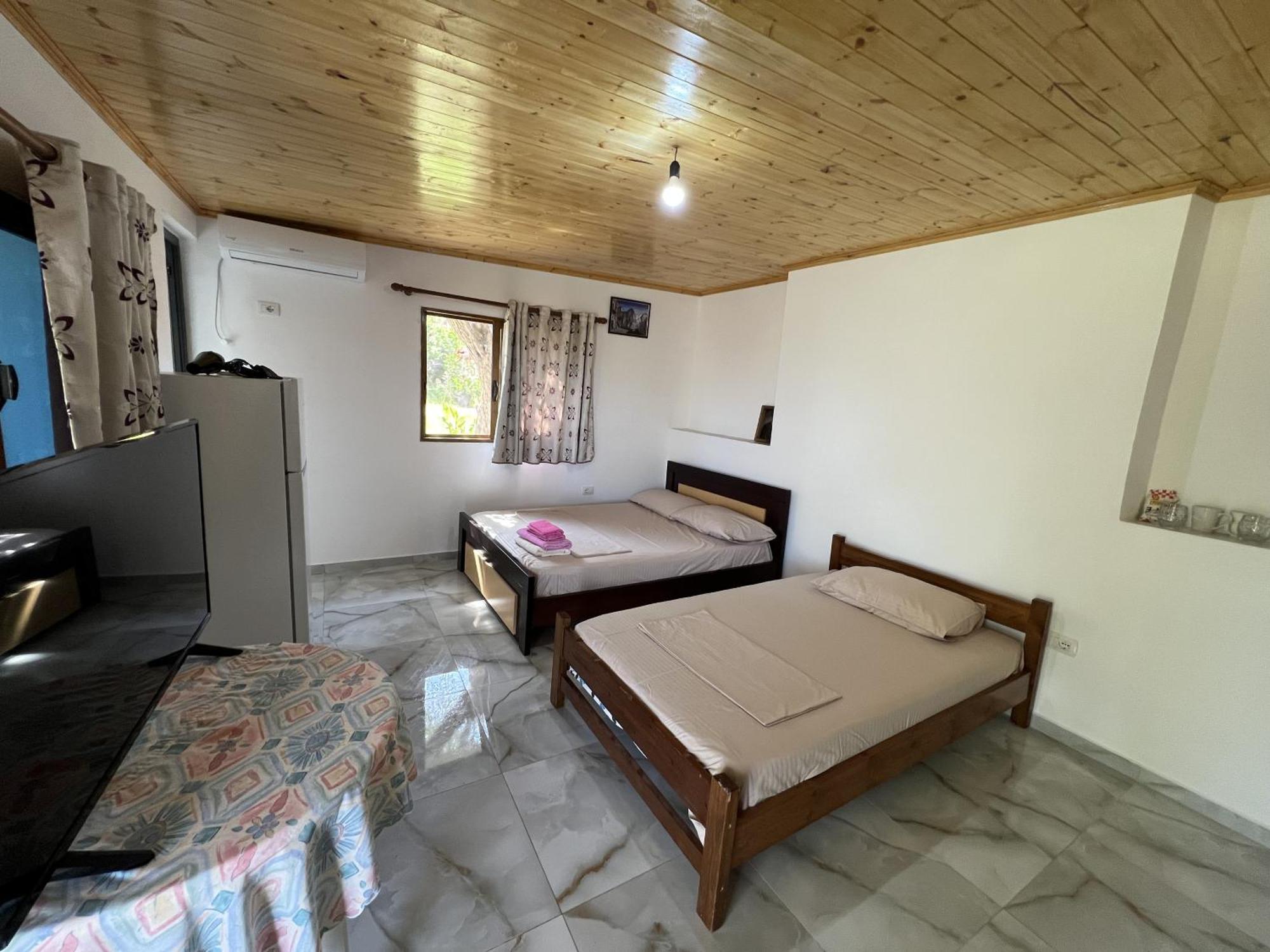 Oni Apartments Ксаміл Екстер'єр фото