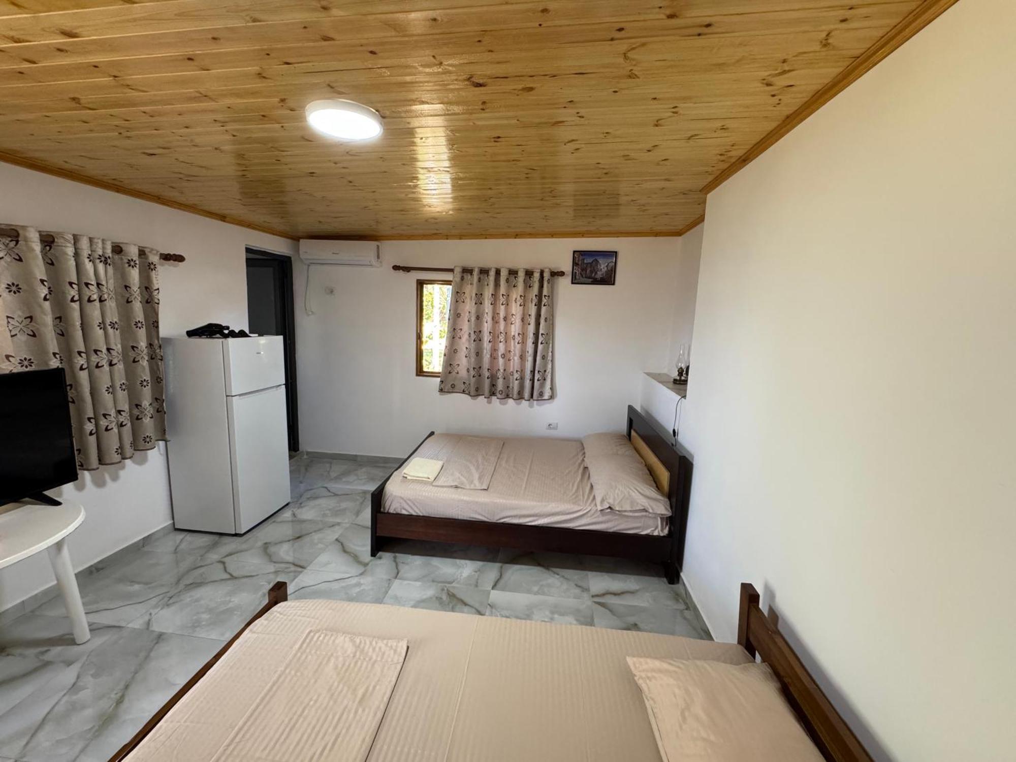 Oni Apartments Ксаміл Екстер'єр фото