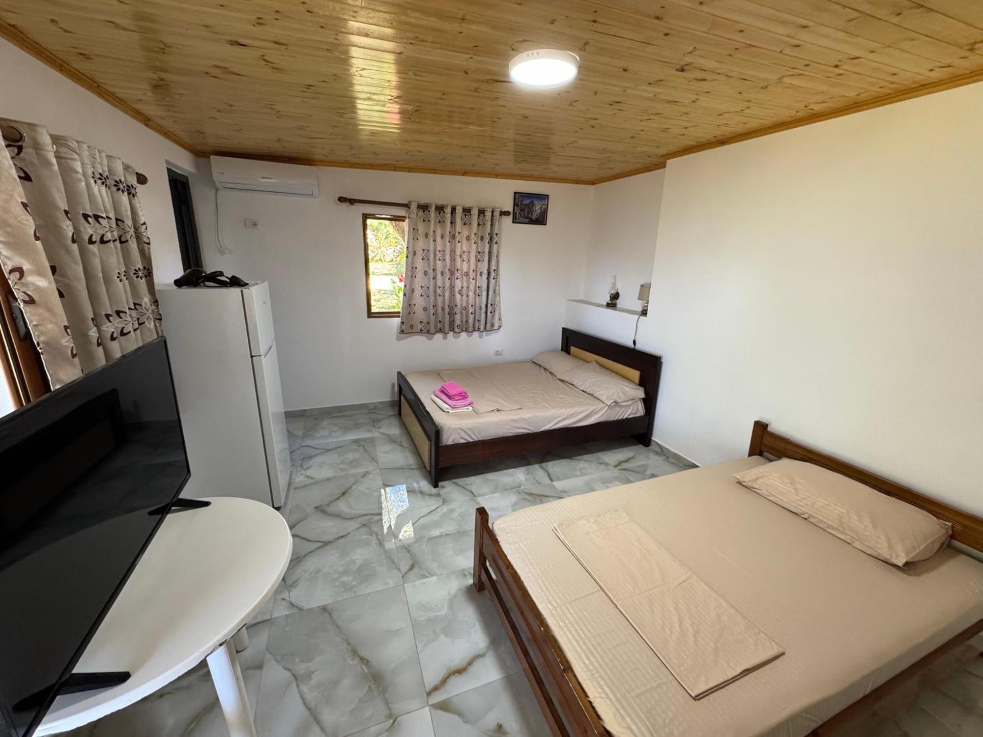 Oni Apartments Ксаміл Екстер'єр фото